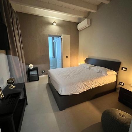V&B Suites And Apartments Pavia Luaran gambar