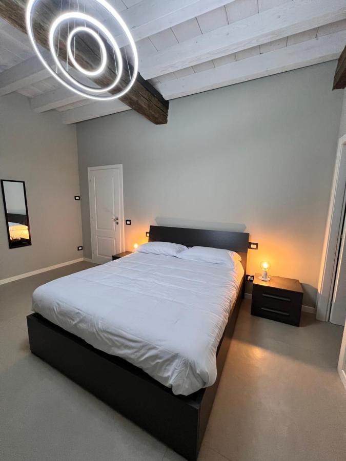 V&B Suites And Apartments Pavia Luaran gambar