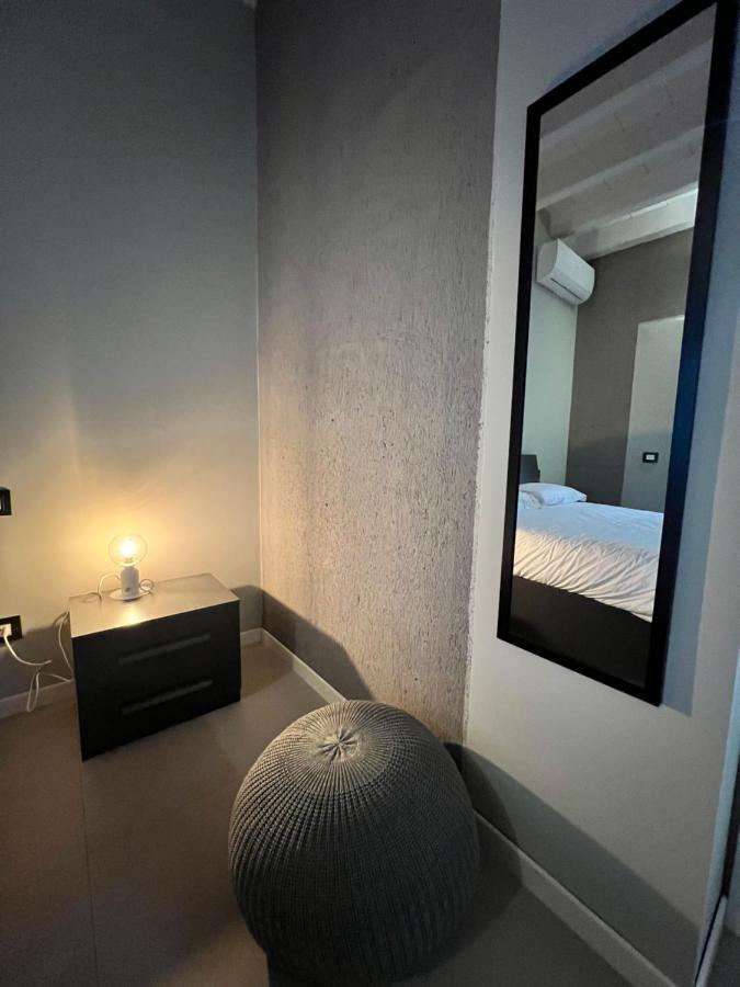 V&B Suites And Apartments Pavia Luaran gambar