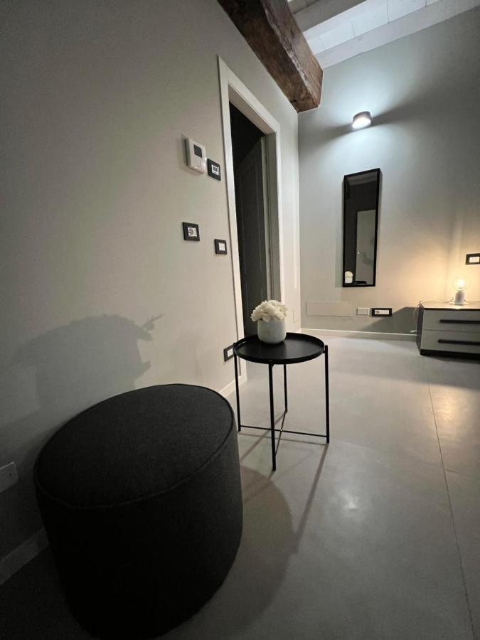 V&B Suites And Apartments Pavia Luaran gambar